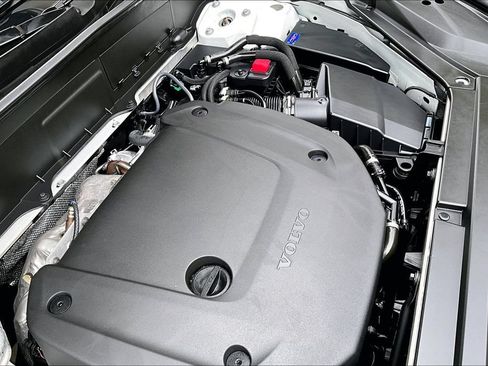 Certified 2024 Volvo XC90 B6 Ultimate AWD/4WD image 45
