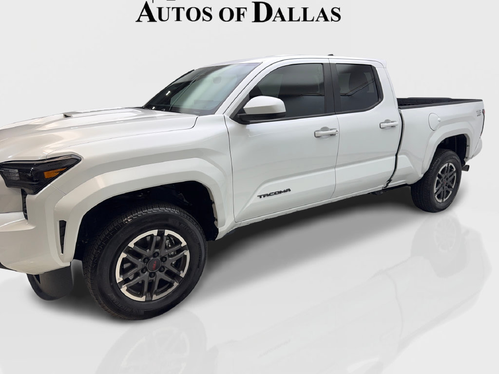 Used 2025 Toyota Tacoma TRD Sport AWD/4WD image 12