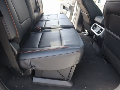 New 2026 Ford F250 Lariat w/ Chrome Package image 15