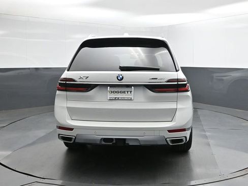 New 2026 BMW X7 xDrive40i w/ Executive Package image 8
