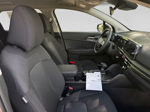New 2026 Kia Sportage LX FWD image 20