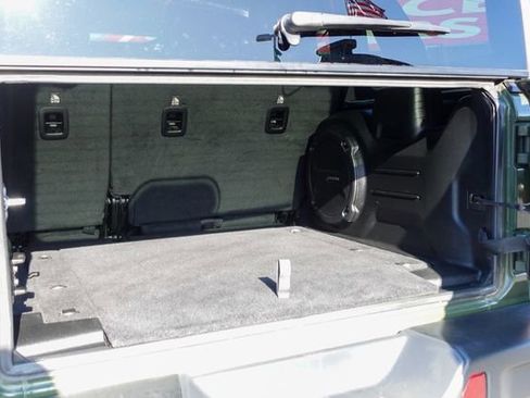 Used 2020 Jeep Wrangler Unlimited Rubicon image 26