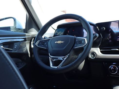 New 2026 Chevrolet TrailBlazer LT w/ Convenience Package image 38