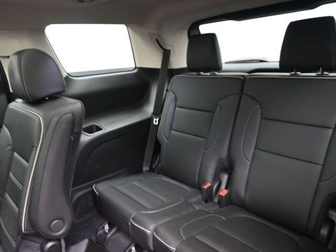 Used 2023 GMC Acadia Denali w/ Black Diamond Edition AWD/4WD image 20