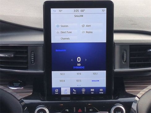 Certified 2023 Ford Explorer Limited w/ Limited Technology Package image 18