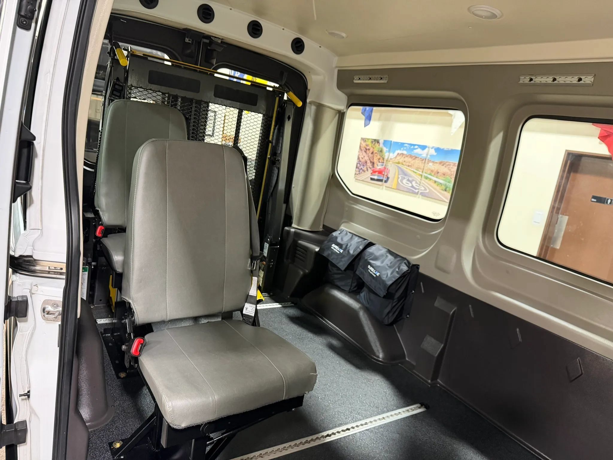 Used 2020 Ford Transit 150 Medium Roof RWD image 29