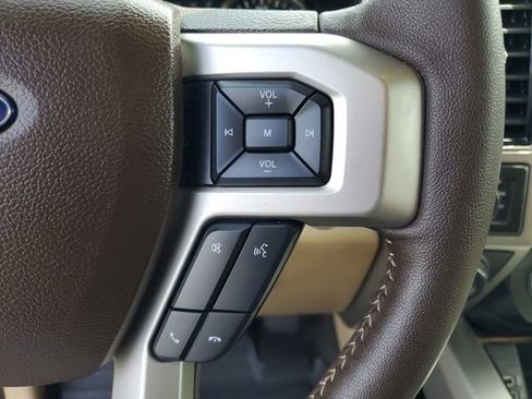 Used 2019 Ford F150 Lariat w/ Equipment Group 502A Luxury AWD/4WD image 31