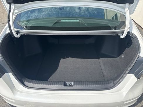 Used 2025 Honda Accord SE image 29