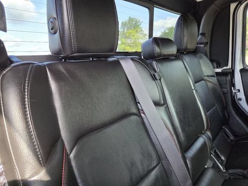 Used 2020 Jeep Gladiator Rubicon AWD/4WD image 31