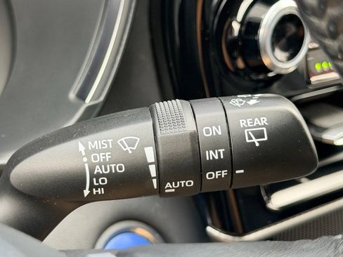 Used 2021 Toyota Highlander Platinum AWD/4WD image 43