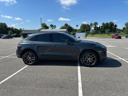 Used 2024 Porsche Macan w/ Premium Plus Package AWD/4WD image 3