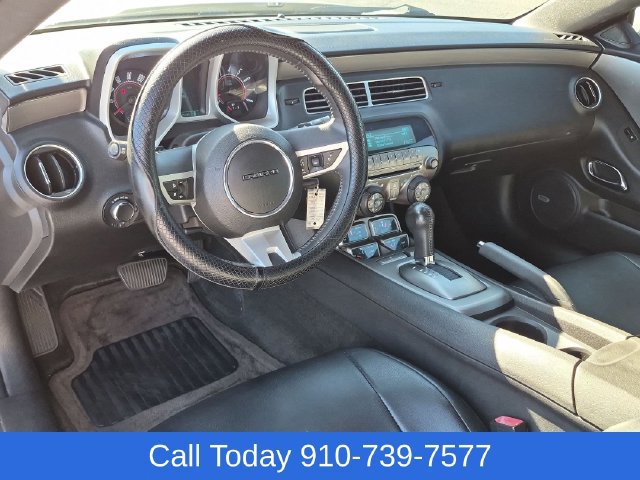 Used 2010 Chevrolet Camaro LT RWD image 17
