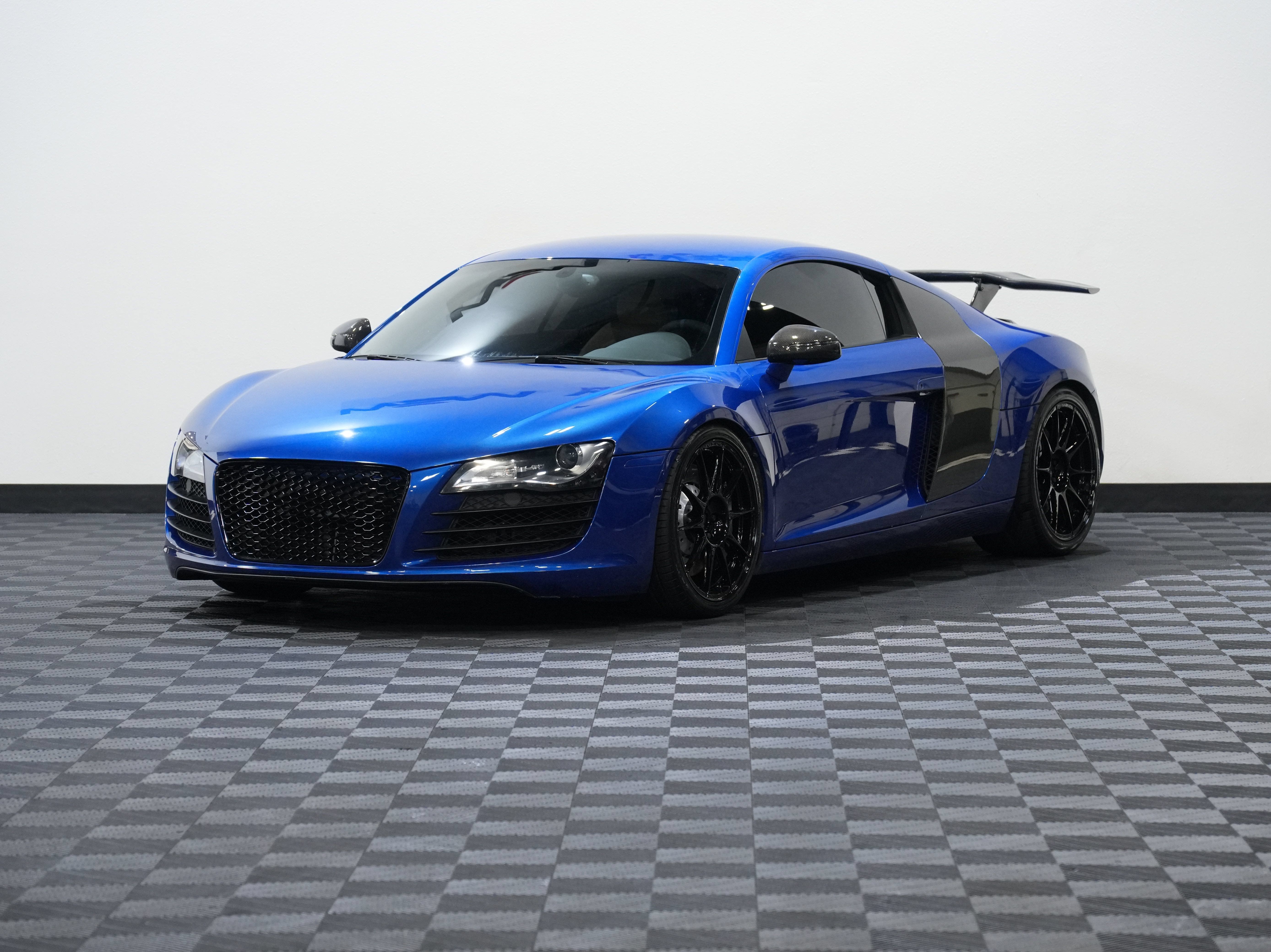 Used 2010 Audi R8 V8 AWD/4WD image 3