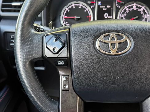 Used 2020 Toyota 4Runner TRD Off-Road Premium w/ Moonroof Package AWD/4WD image 43
