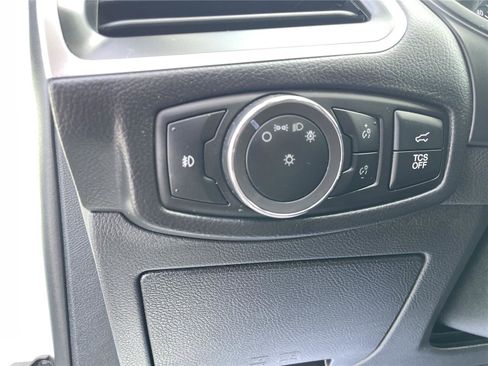 Used 2024 Ford Edge SEL w/ Convenience Package AWD/4WD image 9