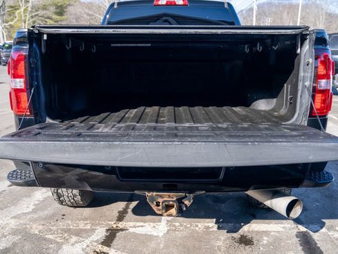 Used 2018 GMC Sierra 2500 Denali w/ Duramax Plus Package image 7