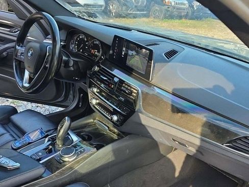 Used 2018 BMW 530i xDrive image 4