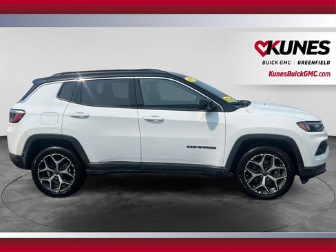 Used 2025 Jeep Compass Limited AWD/4WD image 12