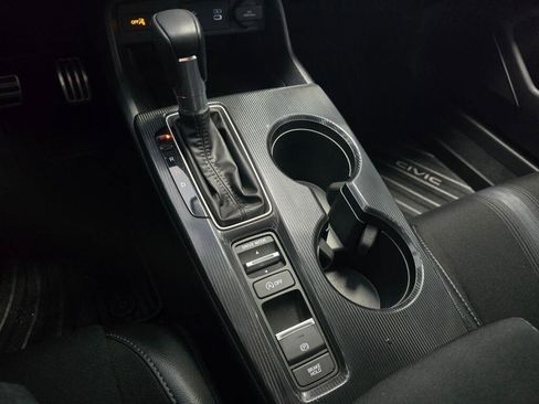 Used 2025 Honda Civic Sport image 33