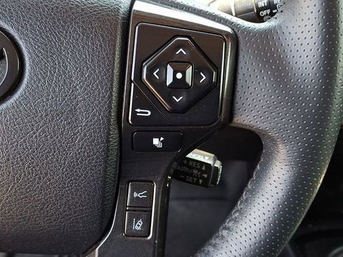 Used 2024 Toyota 4Runner TRD Off-Road AWD/4WD image 18