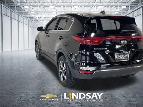 Used 2020 Kia Sportage LX w/ LX Popular Package AWD/4WD image 8