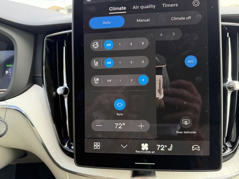 New 2026 Volvo XC60 T8 Ultra w/ Protection Package Premier image 24