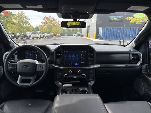 Used 2025 Ford F150 Lariat w/ Equipment Group 501A Mid AWD/4WD image 41