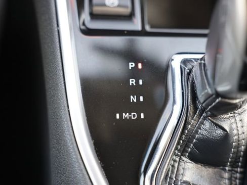 Certified 2022 Subaru Outback Limited image 47