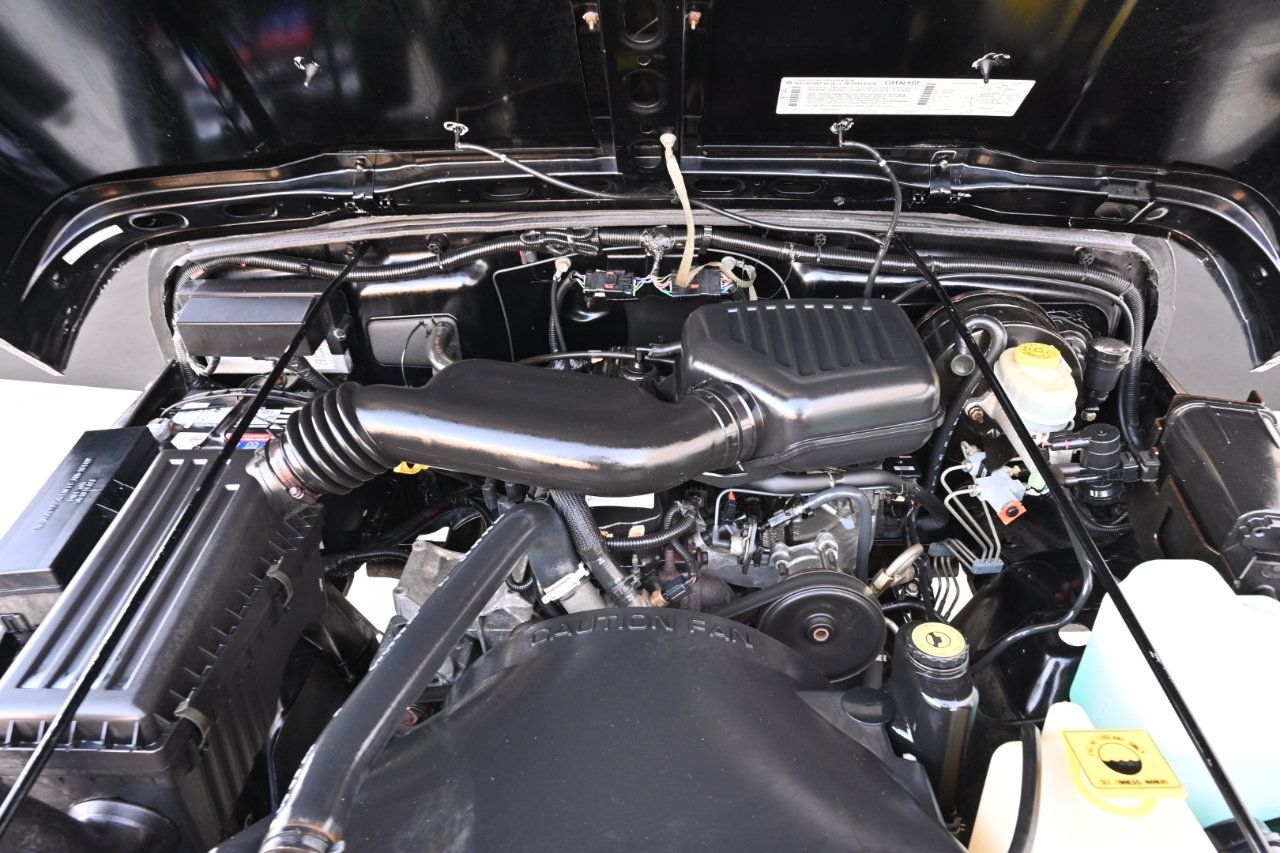 Used 1998 Jeep Wrangler SE AWD/4WD image 40