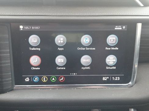 Used 2021 GMC Yukon XL Denali w/ Denali Ultimate Package AWD/4WD image 34