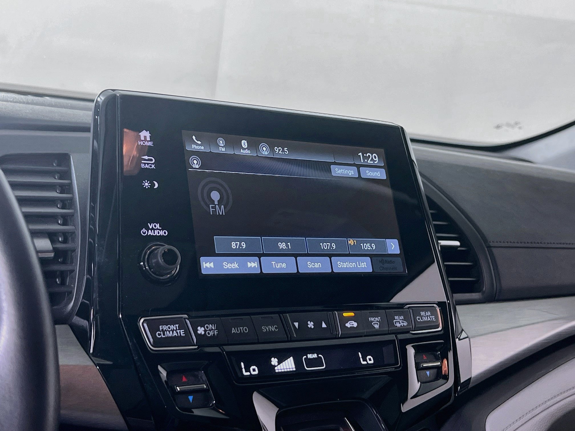 Used 2023 Honda Odyssey Touring image 14