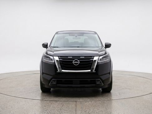 Used 2025 Nissan Pathfinder SV AWD/4WD image 2