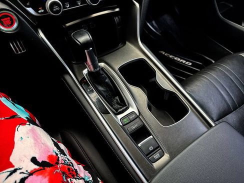 Used 2022 Honda Accord Sport Special Edition image 19