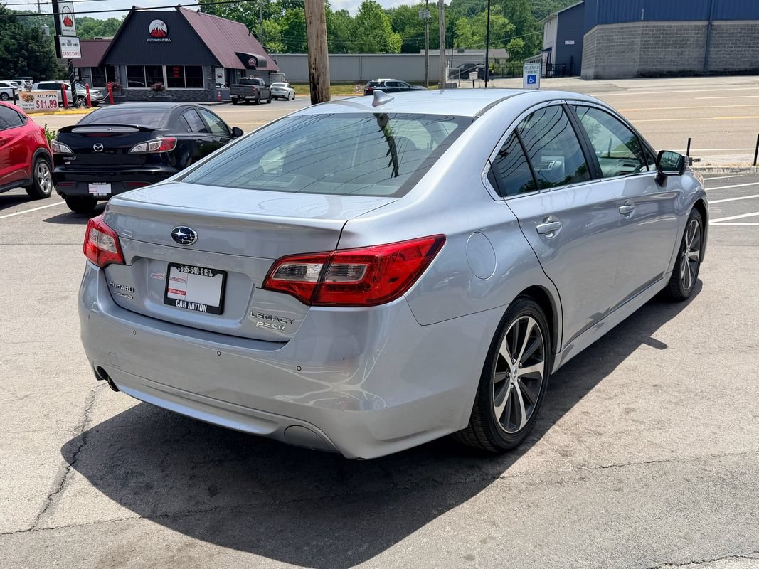 Used 2017 Subaru Legacy 2.5i Limited AWD/4WD image 6