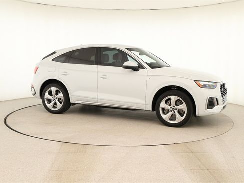 Certified 2023 Audi Q5 2.0T Premium Plus w/ Premium Plus Package image 9