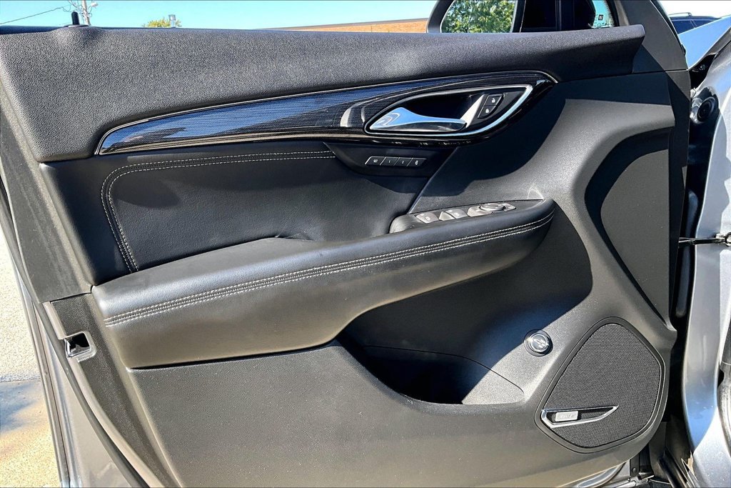 Used 2021 Buick Envision Essence w/ Technology Package I AWD/4WD image 14