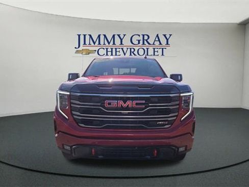 Used 2025 GMC Sierra 1500 AT4 w/ AT4 Premium Package image 8