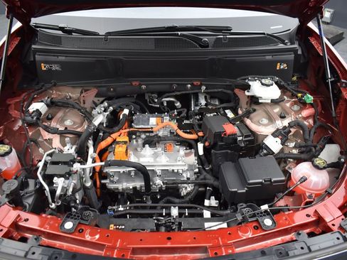 New 2026 Cadillac Vistiq Sport w/ LPO, Floor Liner Package image 41