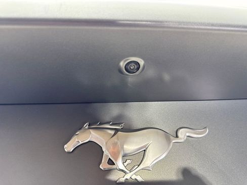 Used 2025 Ford Mustang Coupe image 23