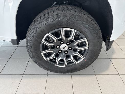 New 2026 Chevrolet Colorado Z71 w/ Technology Package AWD/4WD image 9