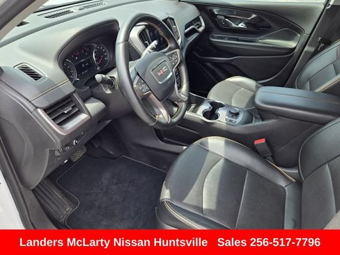 Used 2024 GMC Terrain AT4 AWD/4WD image 17