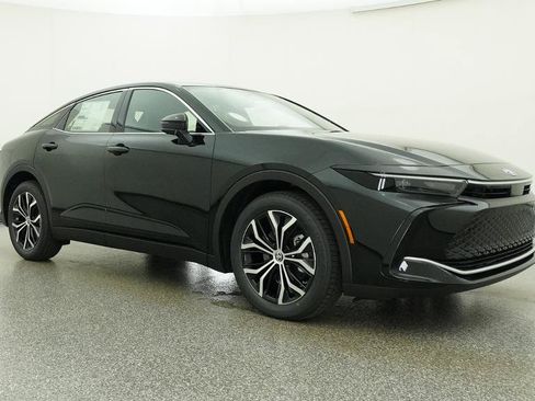 New 2026 Toyota Crown AWD/4WD image 25