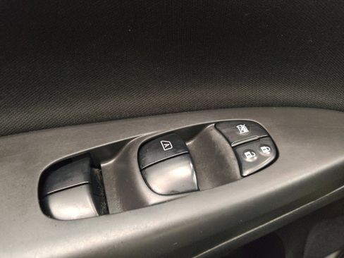 Used 2019 Nissan Sentra S FWD image 27