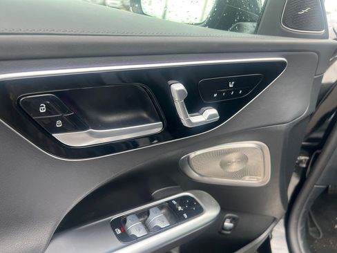 Used 2024 Mercedes-Benz C 300 Sedan image 17