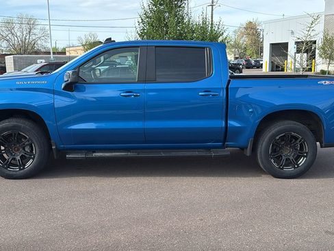 Used 2022 Chevrolet Silverado 1500 RST w/ Protection Package AWD/4WD image 8