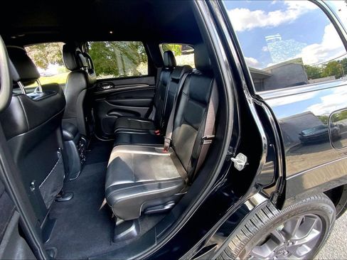 Used 2020 Jeep Grand Cherokee High Altitude AWD/4WD image 16