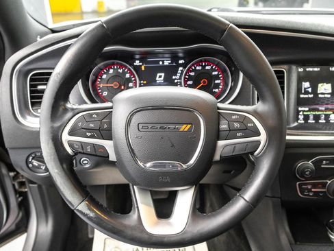 Used 2015 Dodge Charger SXT image 24