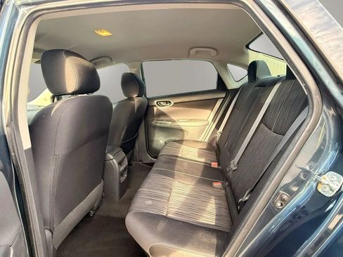 Used 2016 Nissan Sentra SV FWD image 13