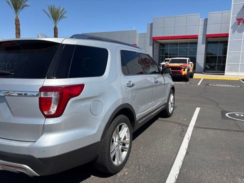 Used 2016 Ford Explorer Limited FWD image 8