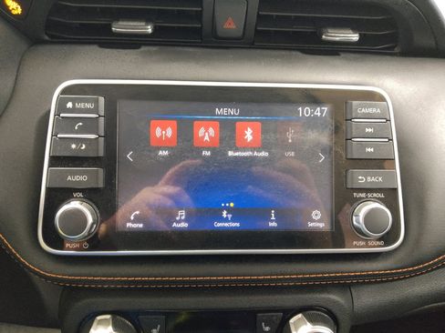 Used 2020 Nissan Kicks SR w/ SR Premium Package image 25